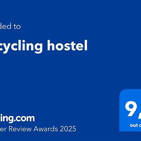 Upcycling Hostel プエルト・ナタレス エクステリア 写真